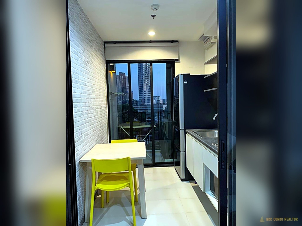 1-Bedroom Condo for Rent at The Base Park West (30 sqm) — On Nut BTS