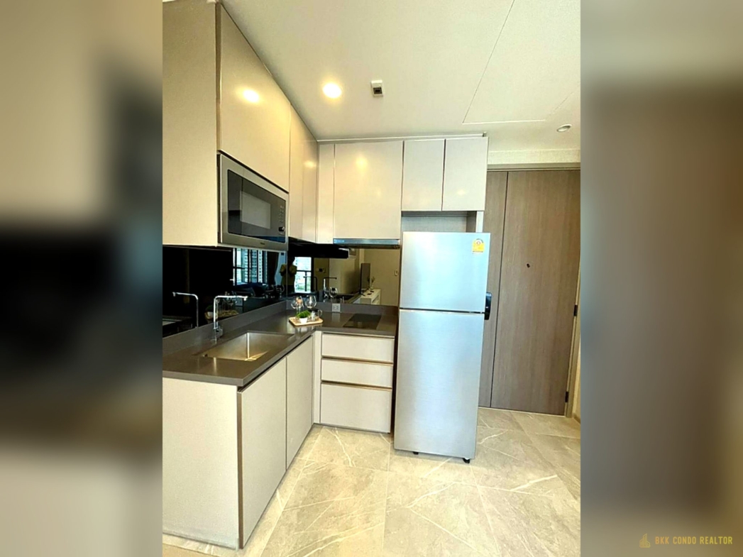 1-Bedroom Condo for Rent at The Extro Phayathai-Rangnam (33 sqm) — Victory Monument BTS