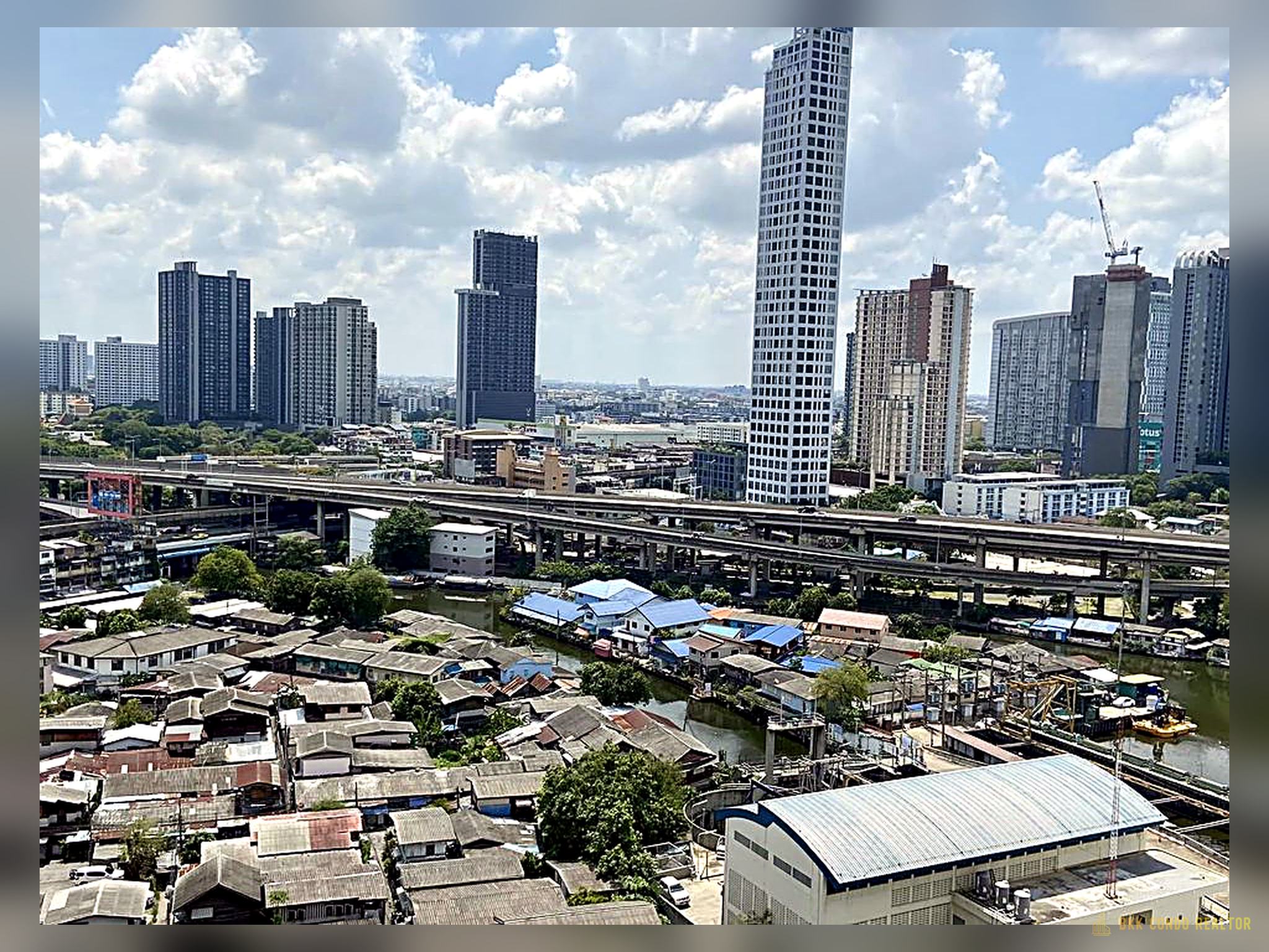 1-Bedroom Condo for Rent at Aspire Sukhumvit 48 (38 sqm) — Phra Khanong BTS