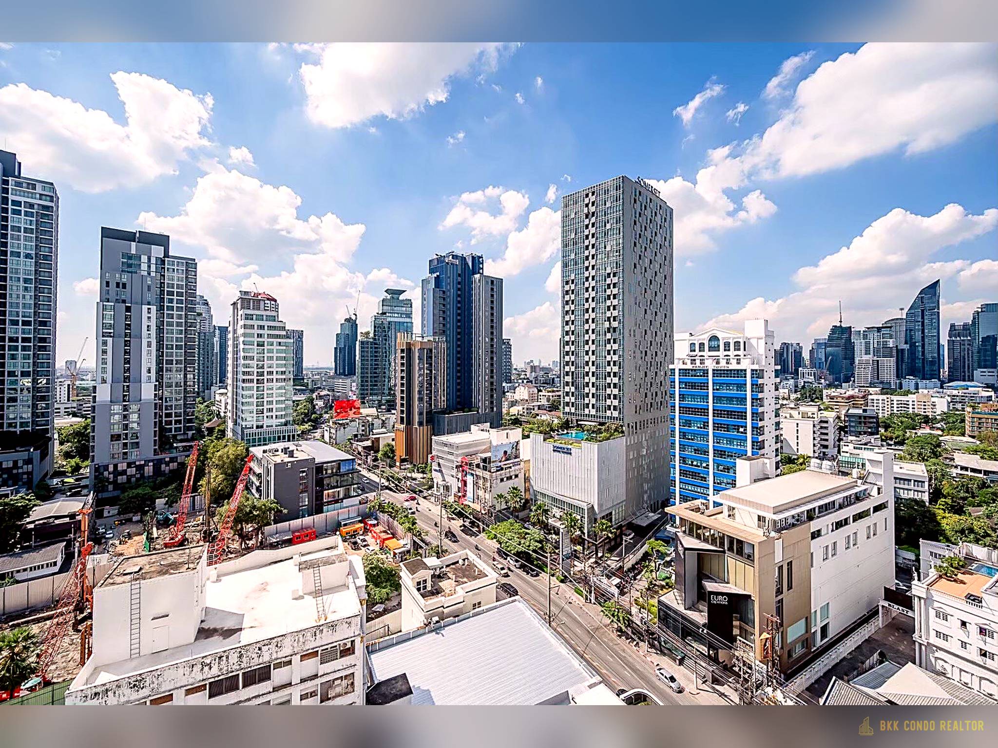 1-Bedroom Condo for Rent at Ashton Asoke (34 sqm) — Asoke BTS