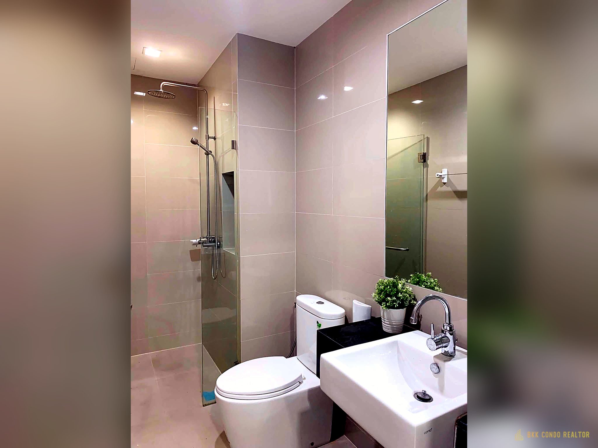 2-Bedroom Condo for Rent at IDEO Blucove Sukhumvit (47 sqm) — Udom Suk BTS