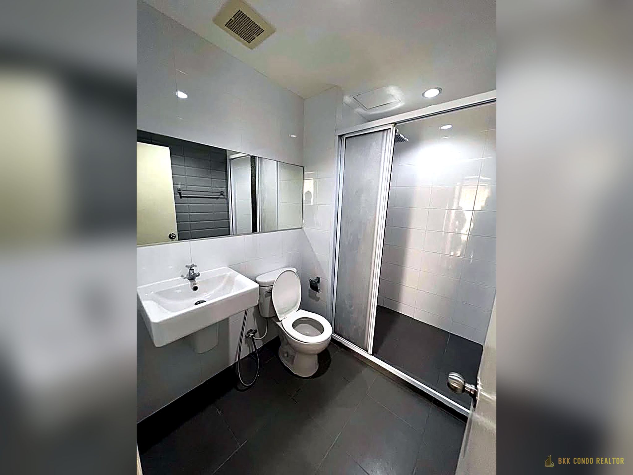 1-Bedroom Condo for Rent at Aspire Sukhumvit 48 (38.33 sqm) — Phra Khanong BTS