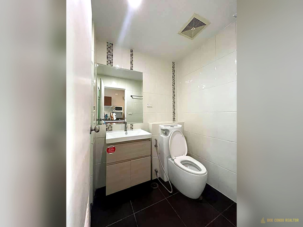 Studio Condo for Rent at Wish@Samyan (30 sqm) — Samyan MRT