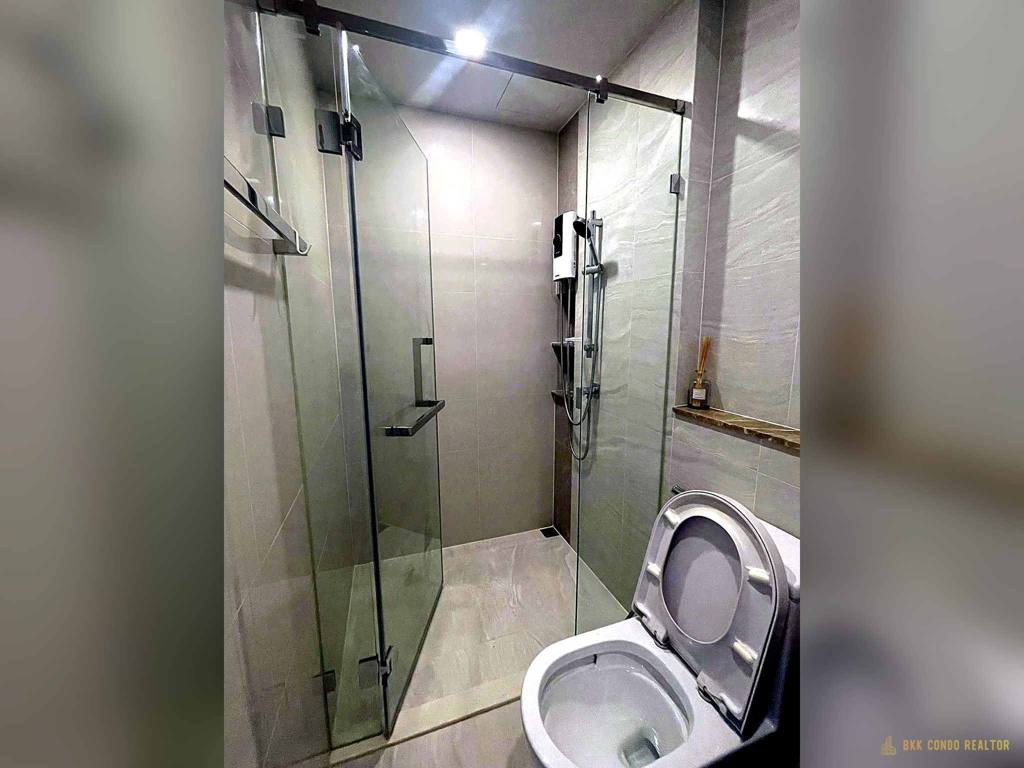 1-Bedroom Condo for Rent at Quintara Treehaus Sukhumvit 42 (29 sqm) — Ekkamai BTS