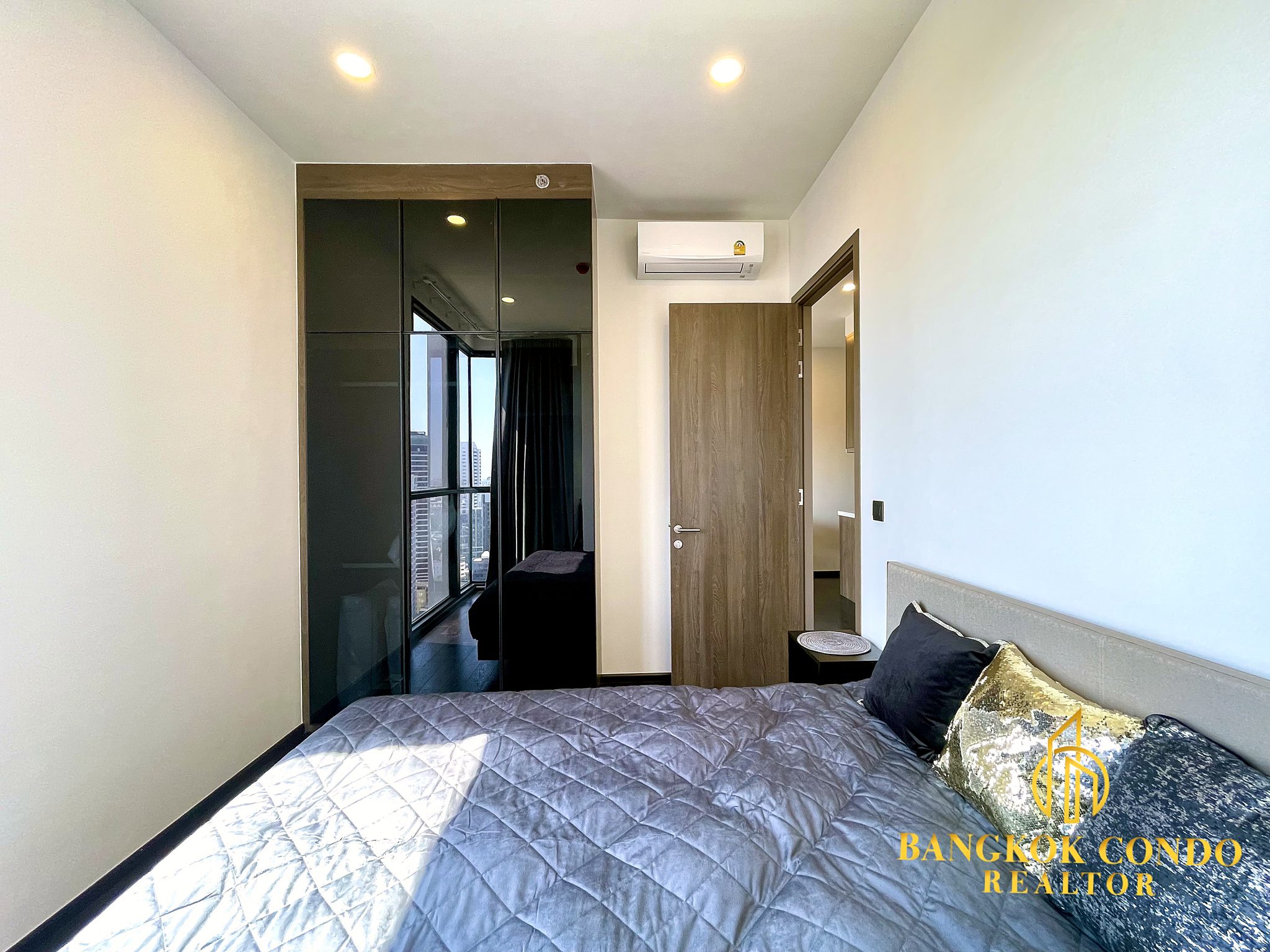 2-Bedroom Condo for Rent at Park Origin Thonglor (46 sqm) — Thonglor BTS