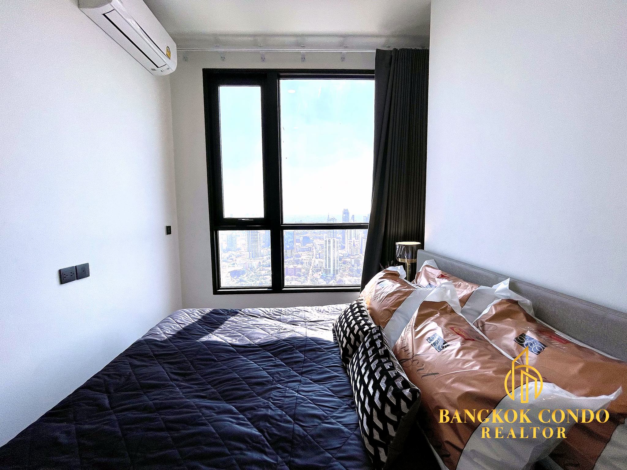 09-bedroom-13 1-Bedroom Condo for Rent at Park Origin Thonglor (33 sqm) — Thonglor BTS