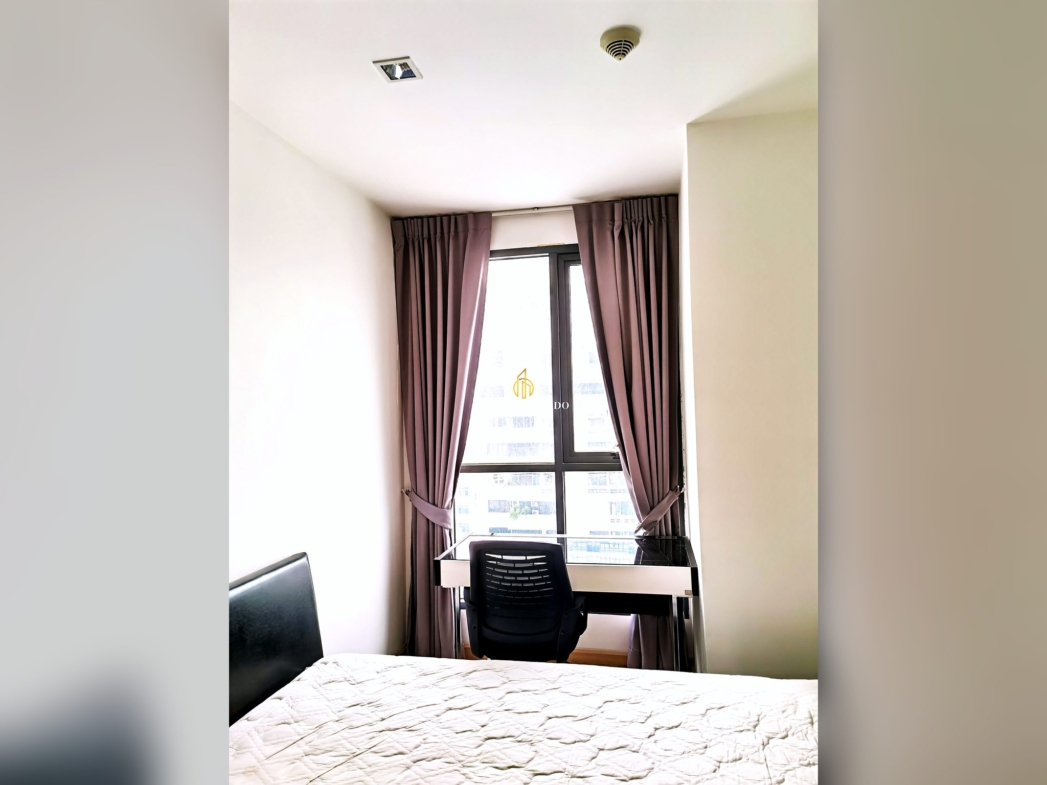 1-Bedroom Condo for Rent at IDEO Mobi Phayathai (30.5 sqm) — Phaya Thai BTS
