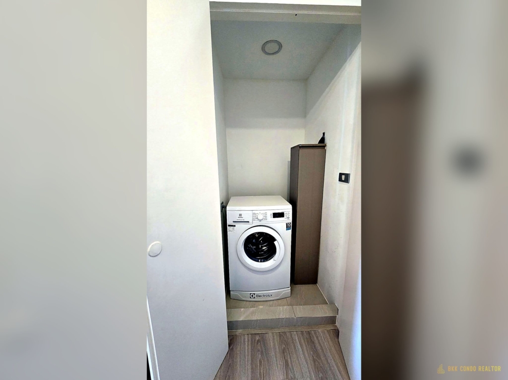 1-Bedroom Condo for Rent at Vtara Sukhumvit 36 (29 sqm) — Thonglor BTS