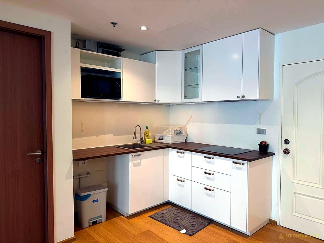 2-Bedroom Condo for Rent at Asoke Place (80 sqm) — Asoke BTS