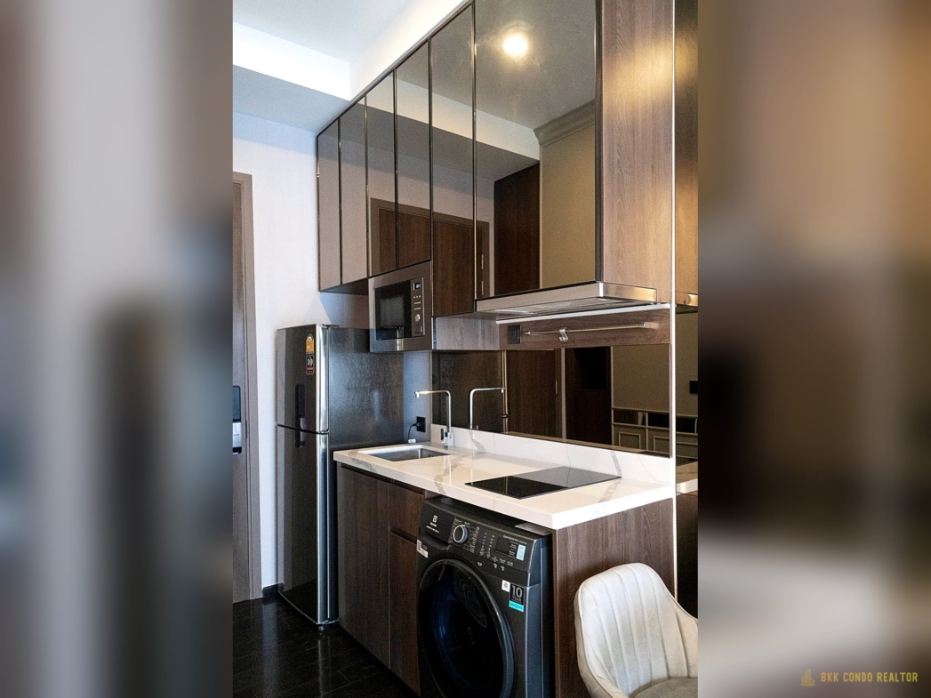 1-Bedroom Condo for Rent at Park Origin Thonglor (32.5 sqm) — Thonglor BTS