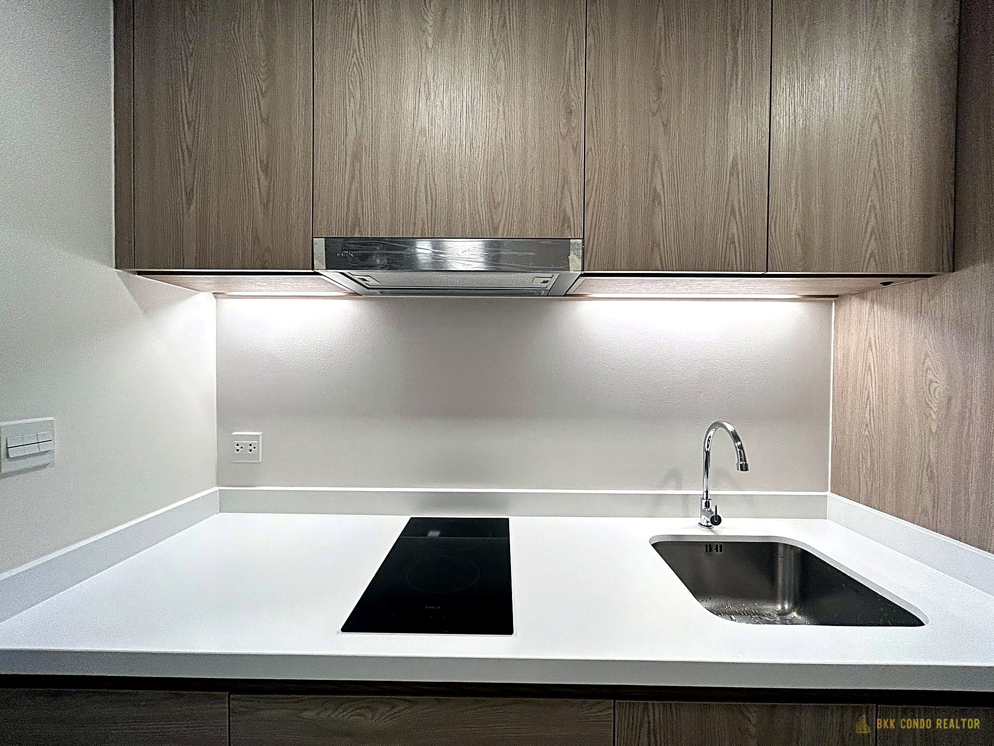 Studio Condo for Rent at The Nest Chula-Samyan (28 sqm) — Samyan MRT