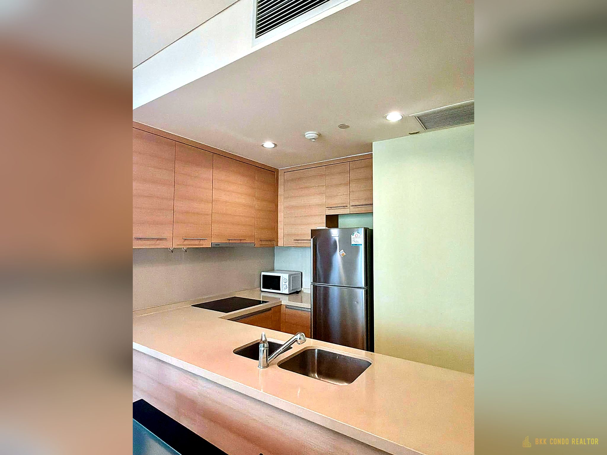 2-Bedroom Condo for Rent at Aguston Sukhumvit 22 (95 sqm) — Phrom Phong BTS