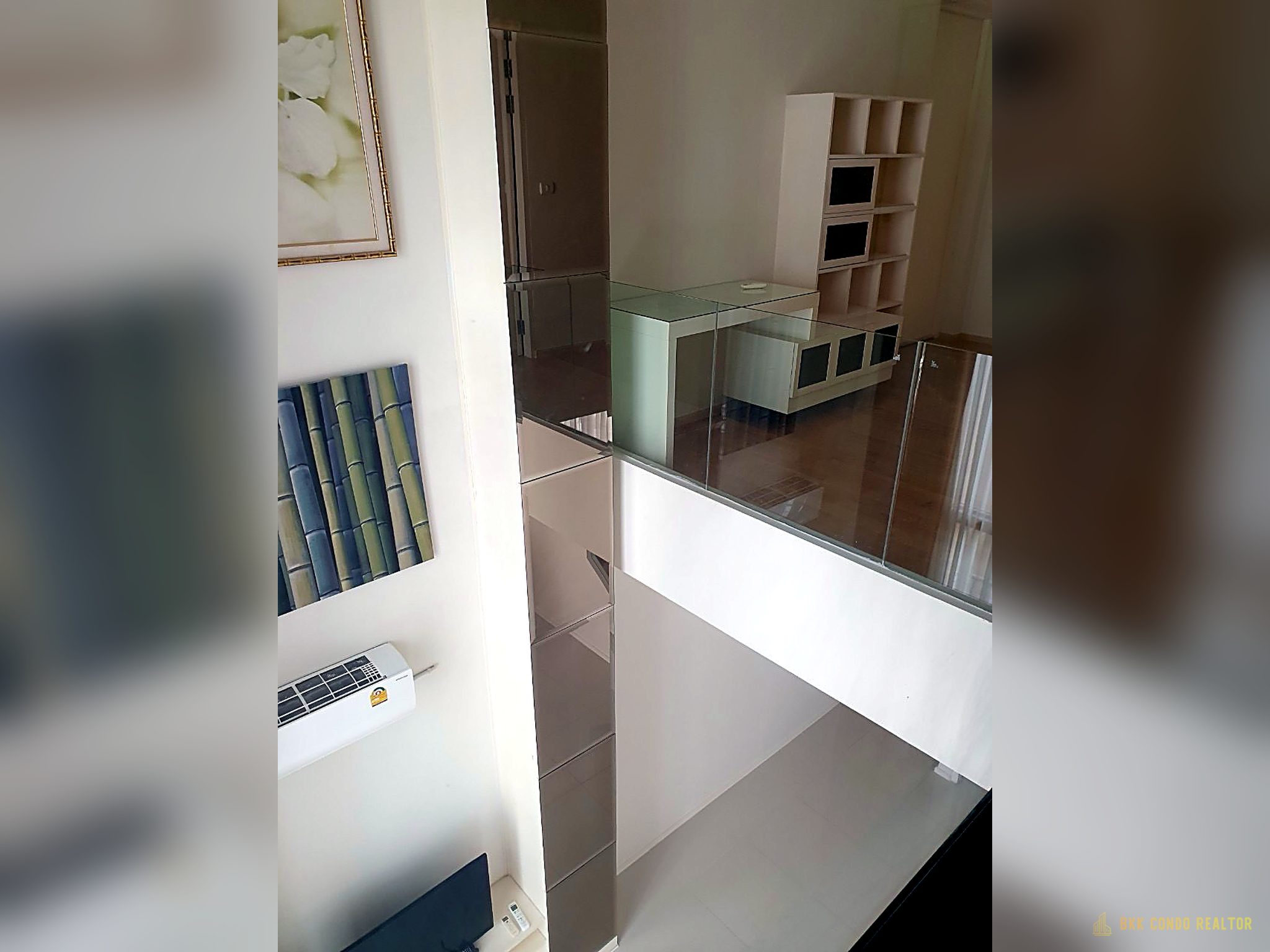 Duplex 1-Bedroom Condo for Rent at Villa Asoke — Phetchaburi MRT
