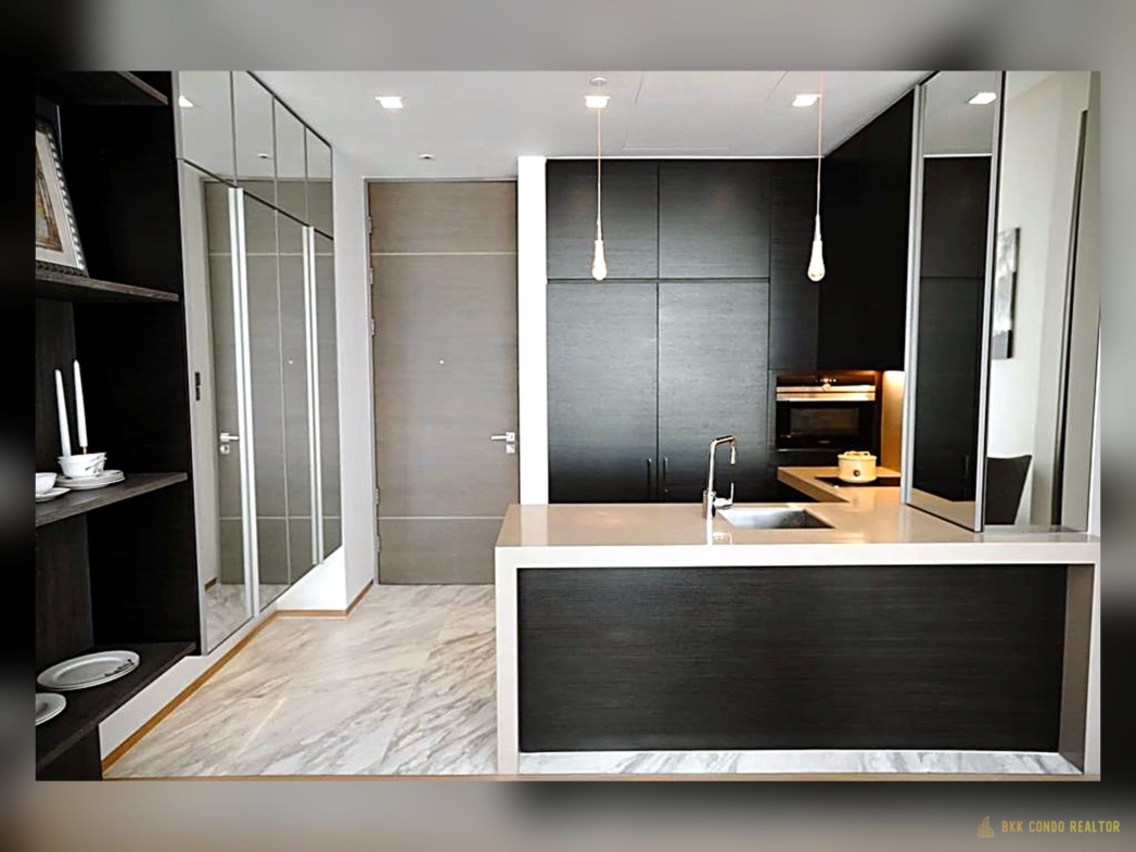 1-Bedroom Condo for Rent at Saladaeng One (57 sqm) — Silom MRT