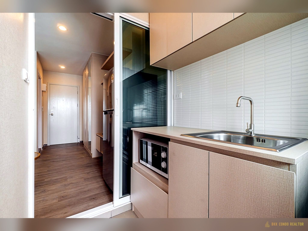 Studio Condo for Rent at Regent Home Bangna (28 sqm) — Bangna BTS
