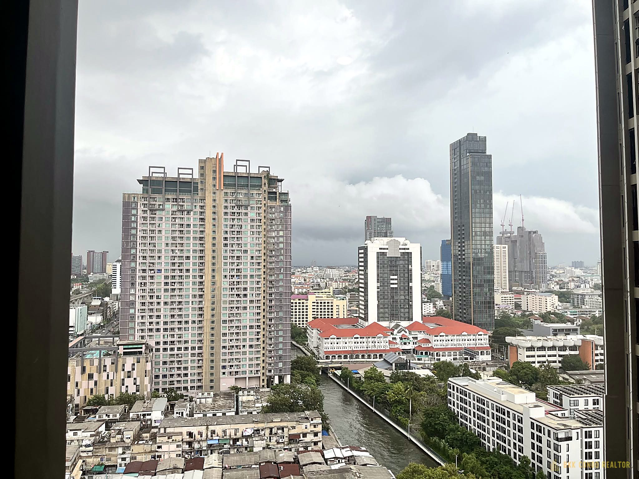 10-balcony_view-22 1-Bedroom Condo for Rent at The Niche Pride Thonglor-Phetchaburi (30 sqm) — MRT Phetchaburi