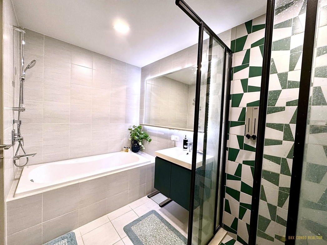 2-Bedroom Condo for Rent at The Base Sukhumvit 50 (56 sqm) — On Nut BTS