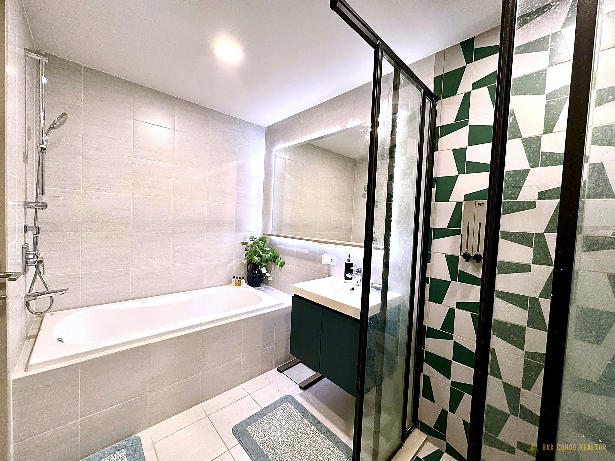 10-bathroom-21 2-Bedroom Condo for Rent at The Base Sukhumvit 50 (56 sqm) — On Nut BTS