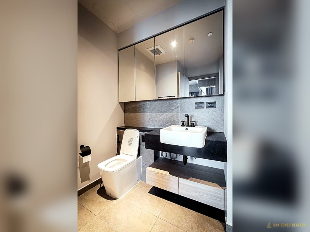 2-Bedroom Condo for Rent at The Lofts Asoke (86 sqm) — MRT Phetchaburi