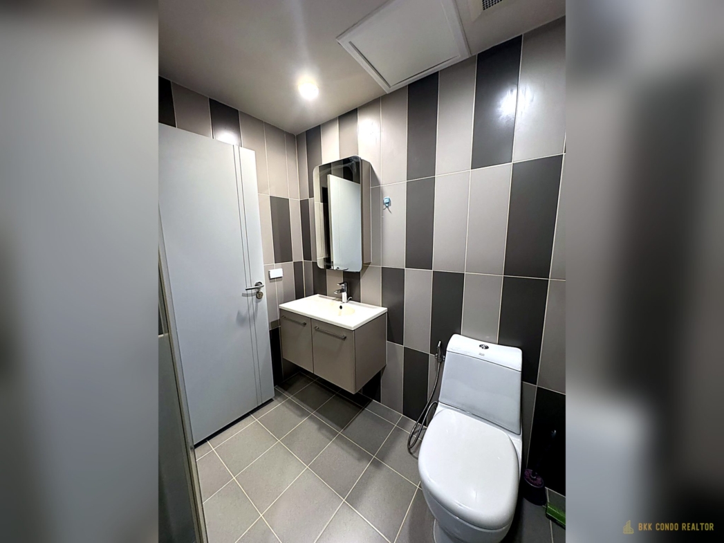 1-Bedroom Condo for Rent at Onyx Phaholyothin (40.48 sqm) — Saphan Khwai BTS