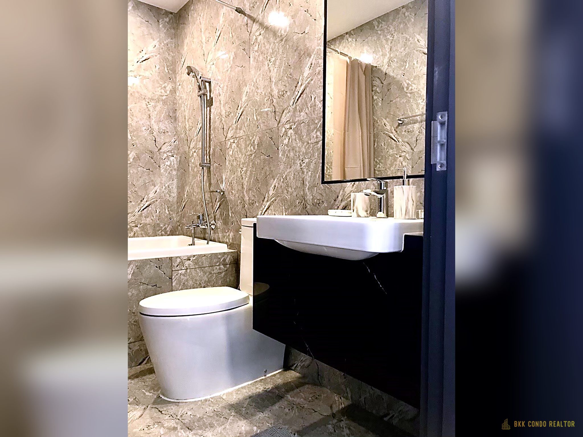2-Bedroom Condo for Rent at Ashton Asoke (48 sqm) — Asoke BTS