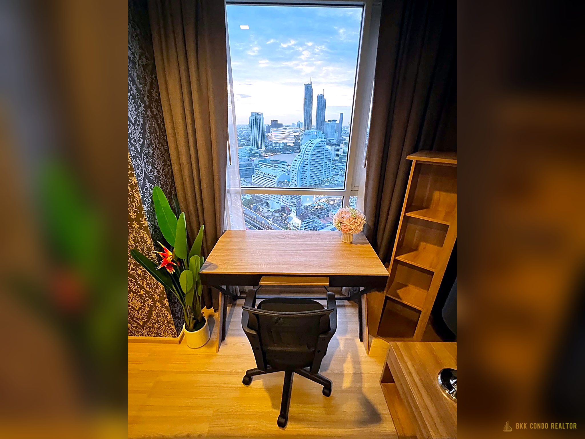 1-Bedroom Condo for Rent at Rhythm Sathorn 21 (45 sqm) — BTS Saphan Taksin