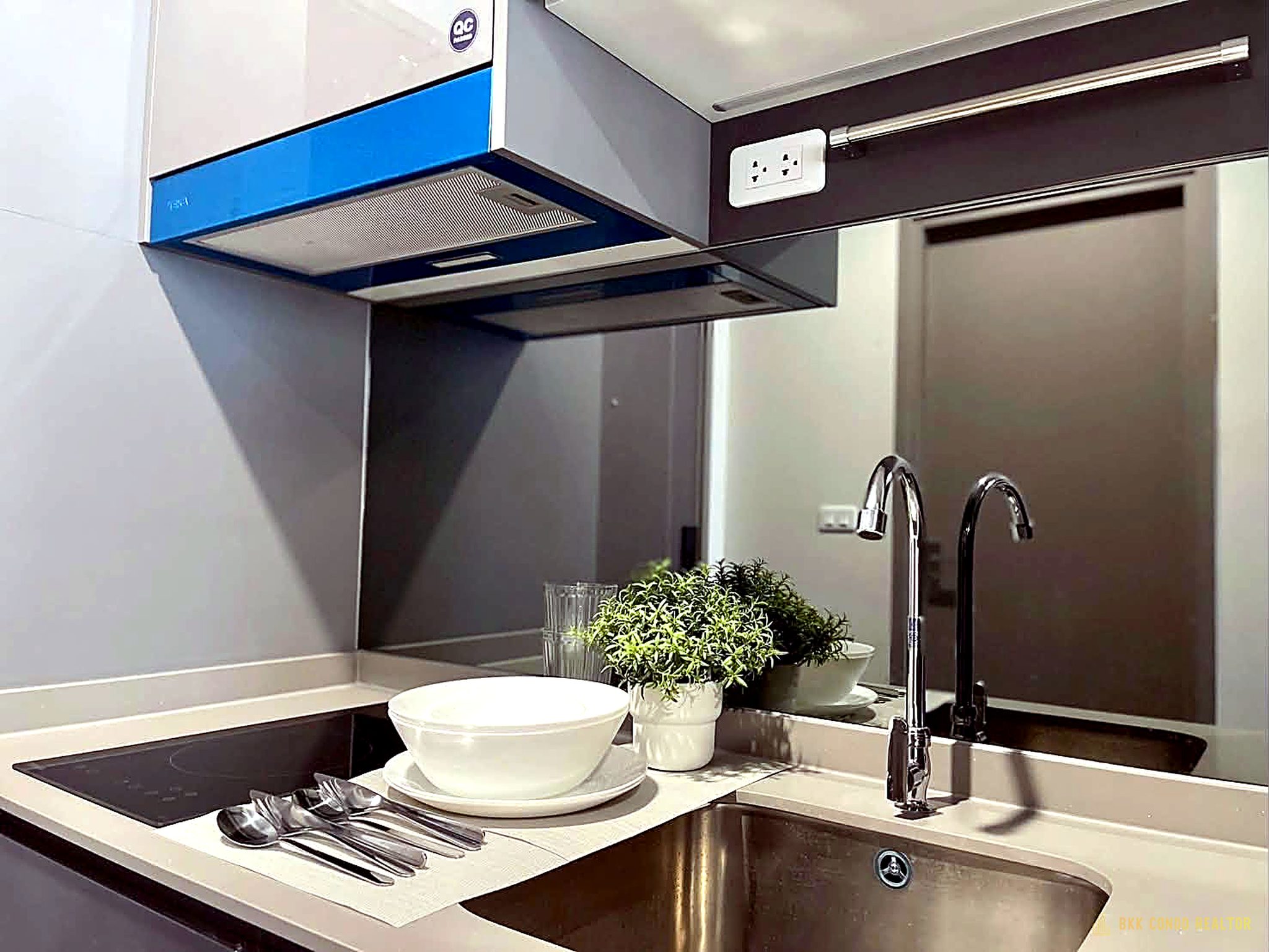 1-Bedroom Condo for Rent at IDEO Sukhumvit Rama 4 (30 sqm) — Phra Khanong BTS