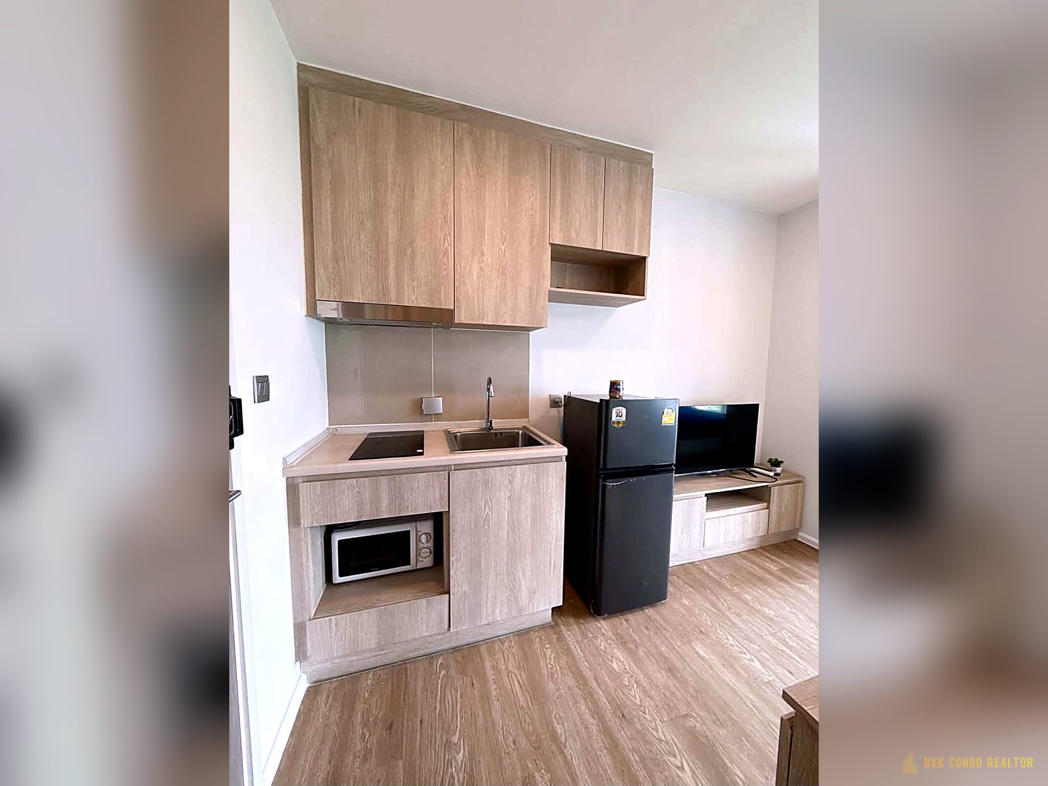 Studio Condo for Rent at Modiz Sukhumvit 50 (24 sqm) — On Nut BTS