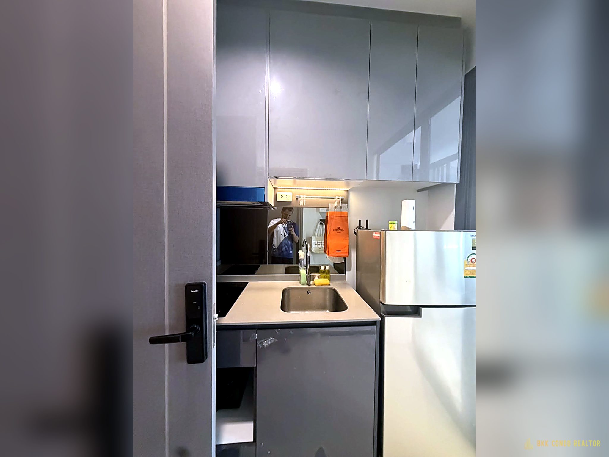 1-Bedroom Condo for Rent at IDEO Sukhumvit Rama 4 (30 sqm) — Phra Khanong BTS