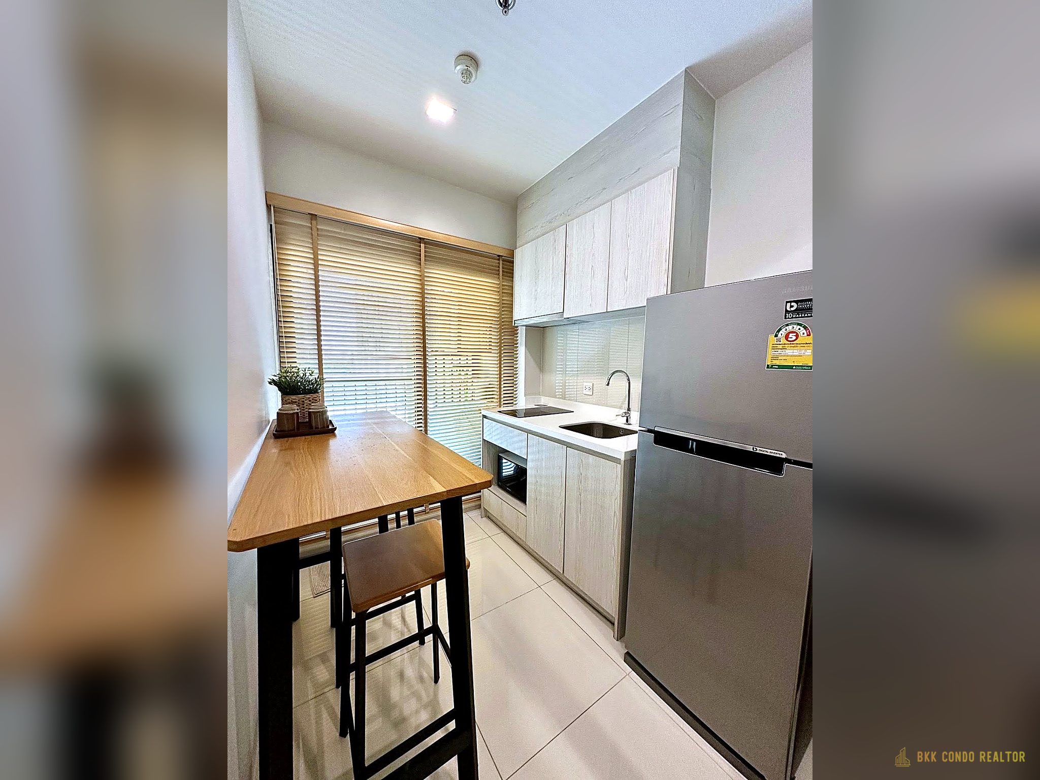 1-Bedroom Condo for Rent at Life Sukhumvit 48 (30 sqm) — Phra Khanong BTS