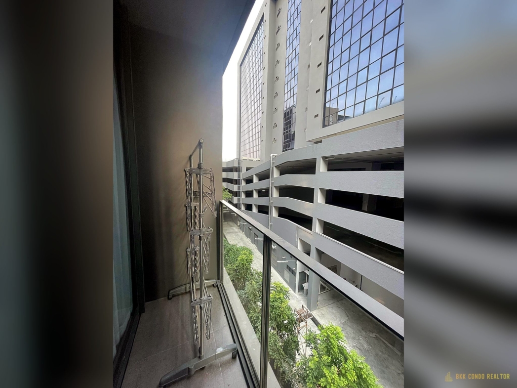 1-Bedroom Condo for Rent at Quintara Treehaus Sukhumvit 42 (29 sqm) — Ekkamai BTS