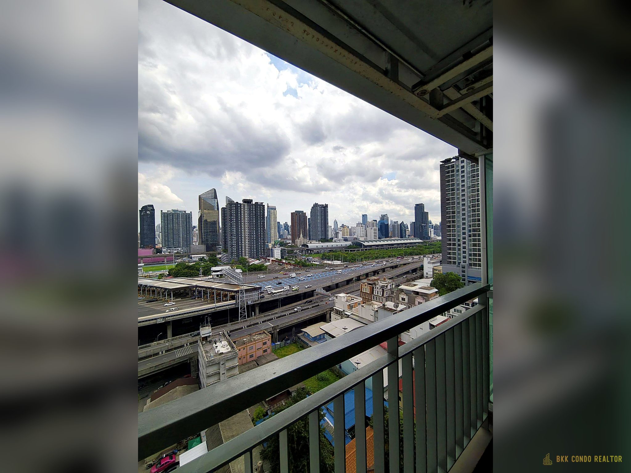 1-Bedroom Condo for Rent at Aspire Rama 9 (39.6 sqm) — Rama 9 MRT