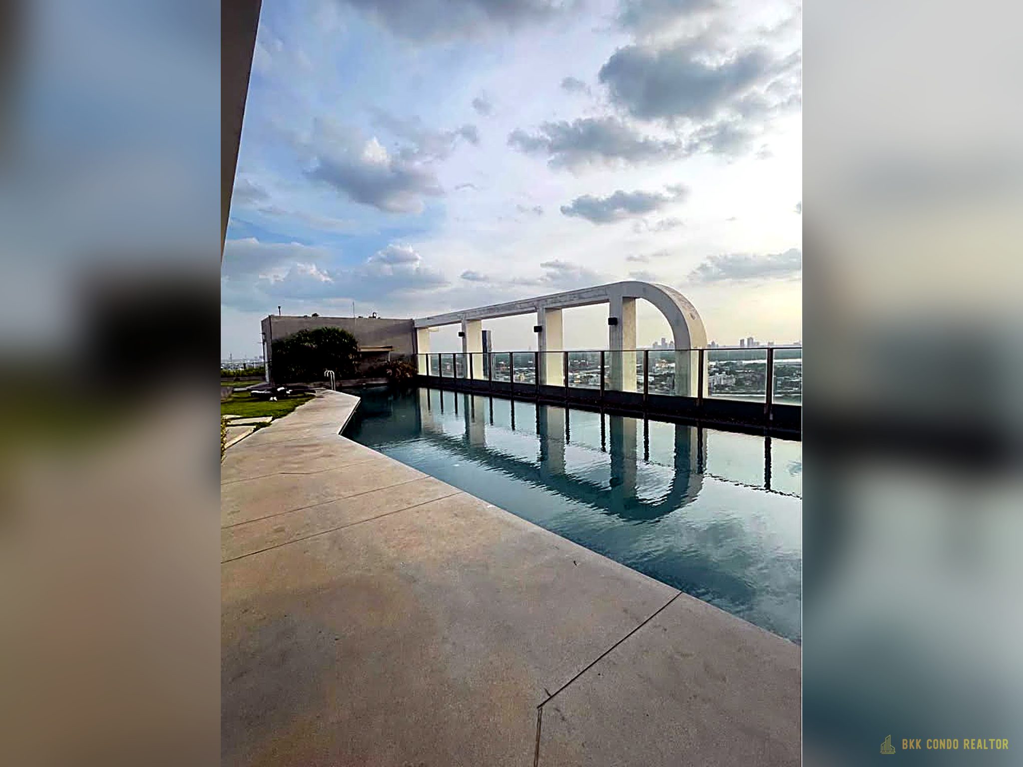 1-Bedroom Condo for Rent at Aspire Sukhumvit 48 (38.33 sqm) — Phra Khanong BTS