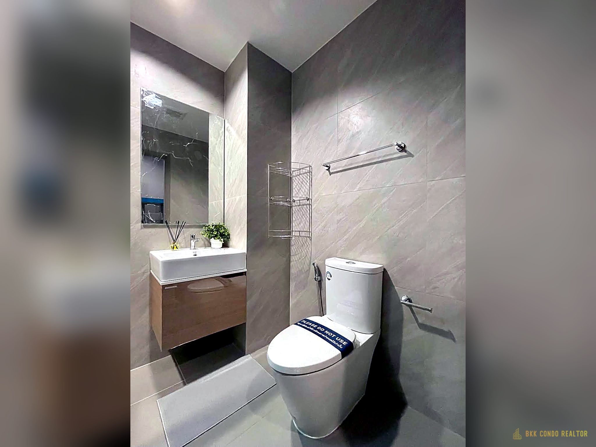 1-Bedroom Condo for Rent at IDEO Sukhumvit Rama 4 (30 sqm) — Phra Khanong BTS