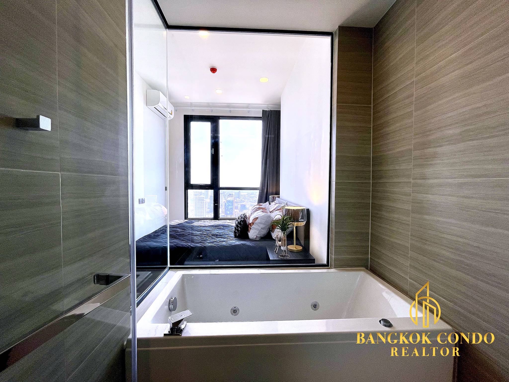 11-bathroom-23 1-Bedroom Condo for Rent at Park Origin Thonglor (33 sqm) — Thonglor BTS