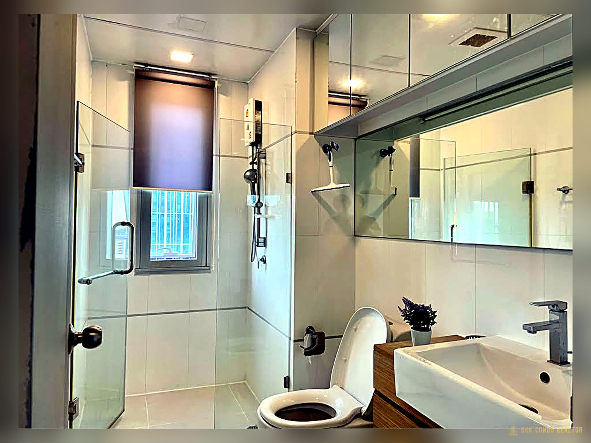 2-Bedroom Condo for Rent at Thru Thonglor (62 sqm) — Thonglor BTS