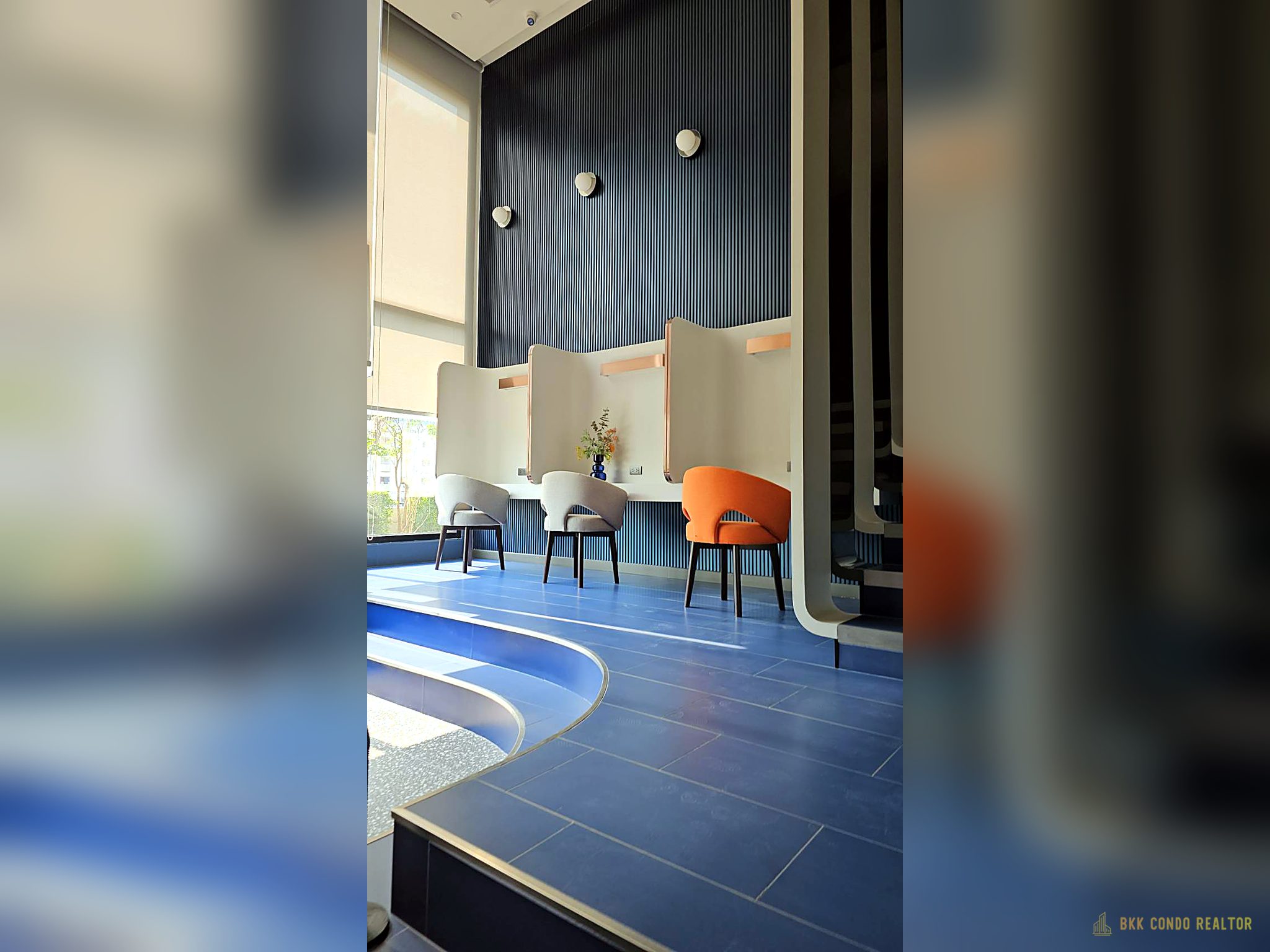 Duplex 1-Bedroom Condo for Rent at Origin Plug & Play Ramkhamhaeng Triple Station (35 sqm) — Ramkhamhaeng