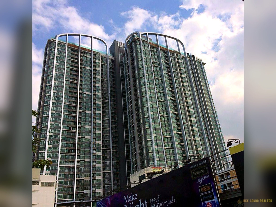 2-Bedroom Condo for Rent at Life Ratchadapisek (46 sqm) — Huai Khwang MRT