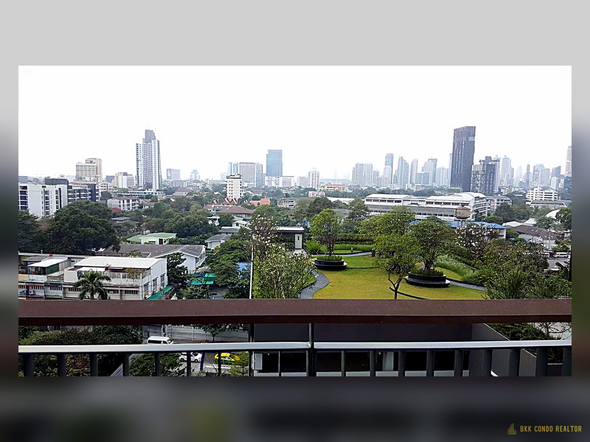 1-Bedroom Condo for Rent at Rhythm Sukhumvit 42 (48 sqm) — Ekkamai BTS