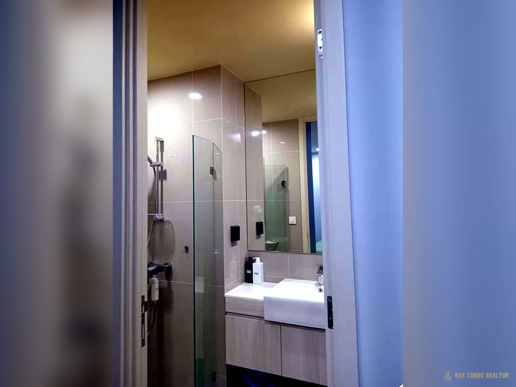 1-Bedroom Condo for Rent at Noble Recole Sukhumvit 19 (35 sqm) — Asoke BTS