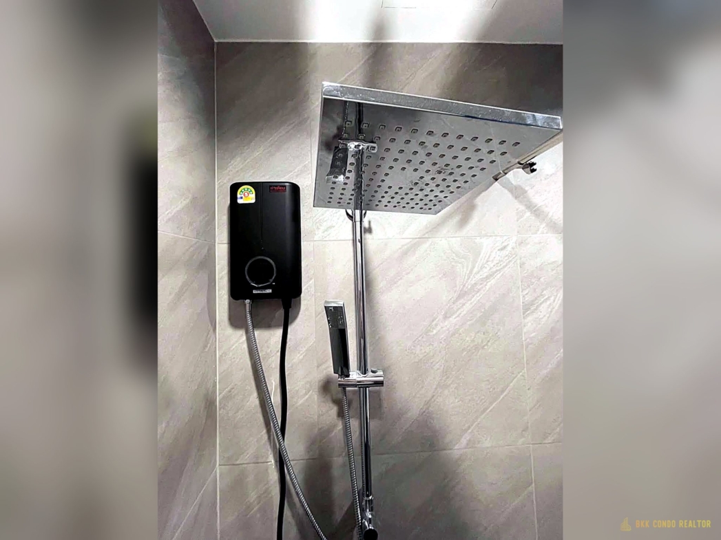 1-Bedroom Condo for Rent at IDEO Sukhumvit Rama 4 (30 sqm) — Phra Khanong BTS