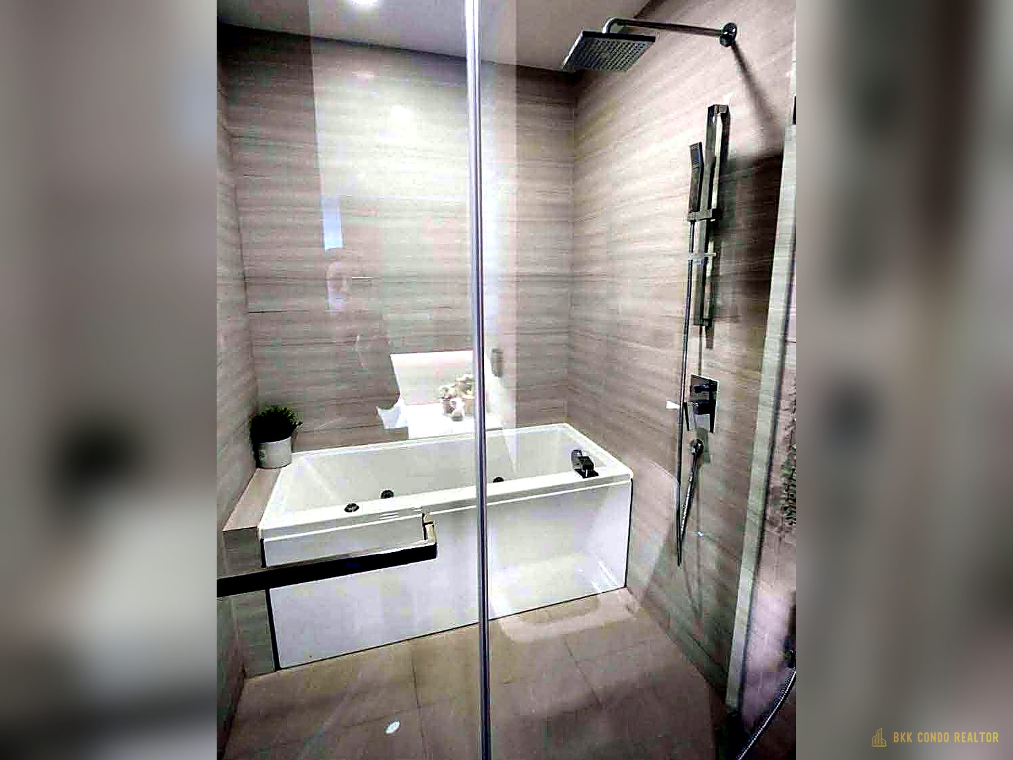 1-Bedroom Condo for Rent at Park Origin Thonglor (45 sqm) — Thonglor BTS
