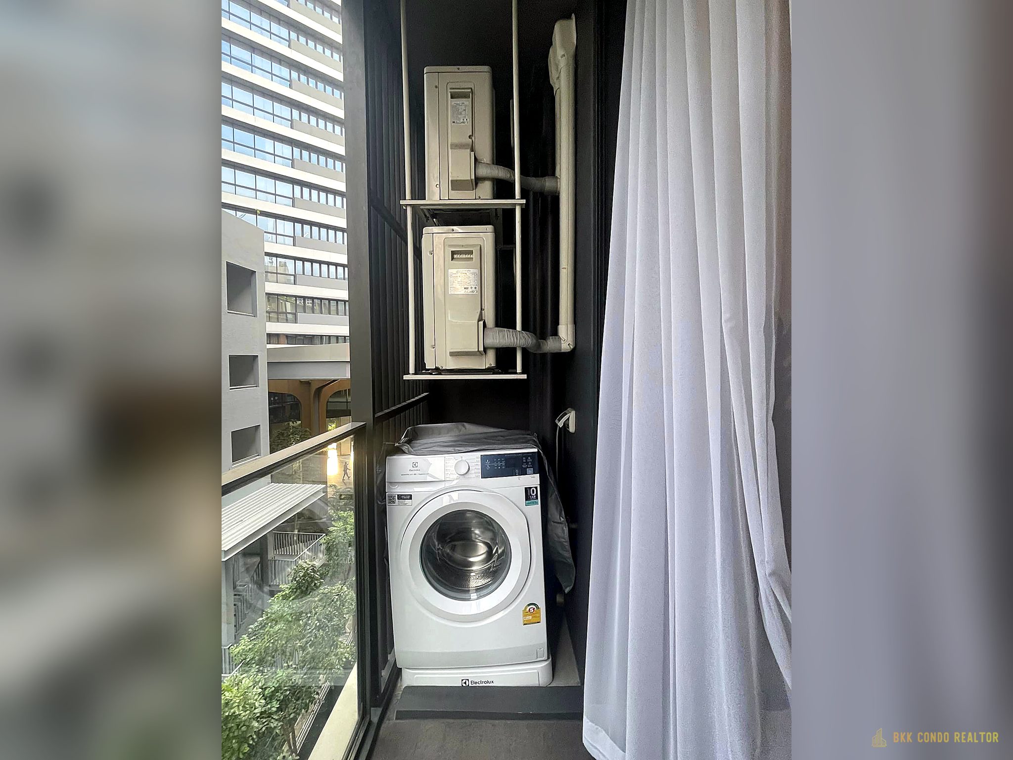 1-Bedroom Condo for Rent at Quintara Treehaus Sukhumvit 42 (29 sqm) — Ekkamai BTS