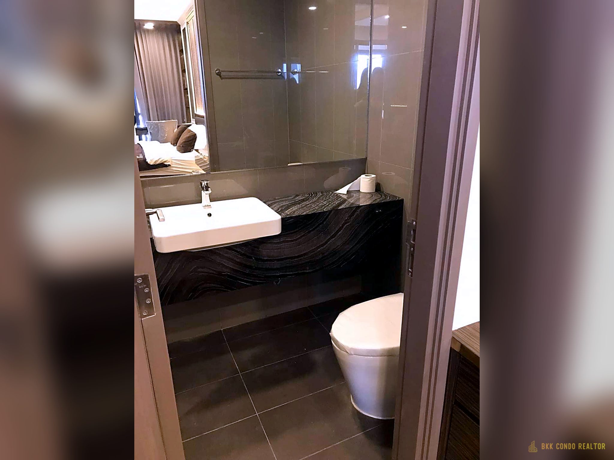 1-Bedroom Condo for Rent at Ashton Chula-Silom (34.5 sqm) — Samyan MRT