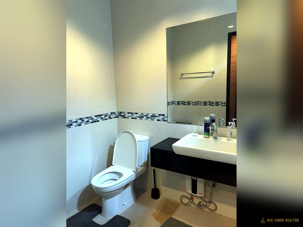 2-Bedroom Condo for Rent at IDEO Q Phayathai (70 sqm) — Phaya Thai BTS