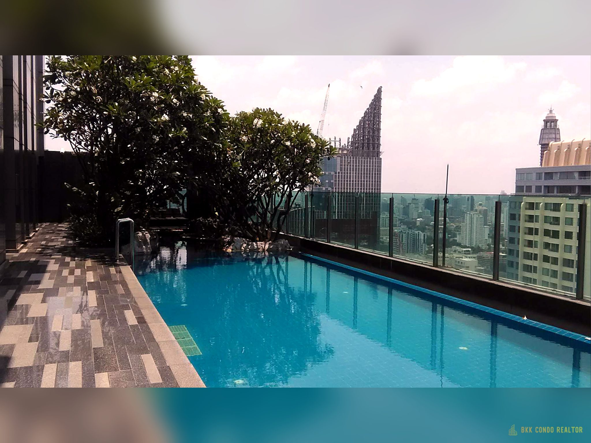 1-Bedroom Condo for Rent at The Address Asoke (45 sqm) — MRT Phetchaburi