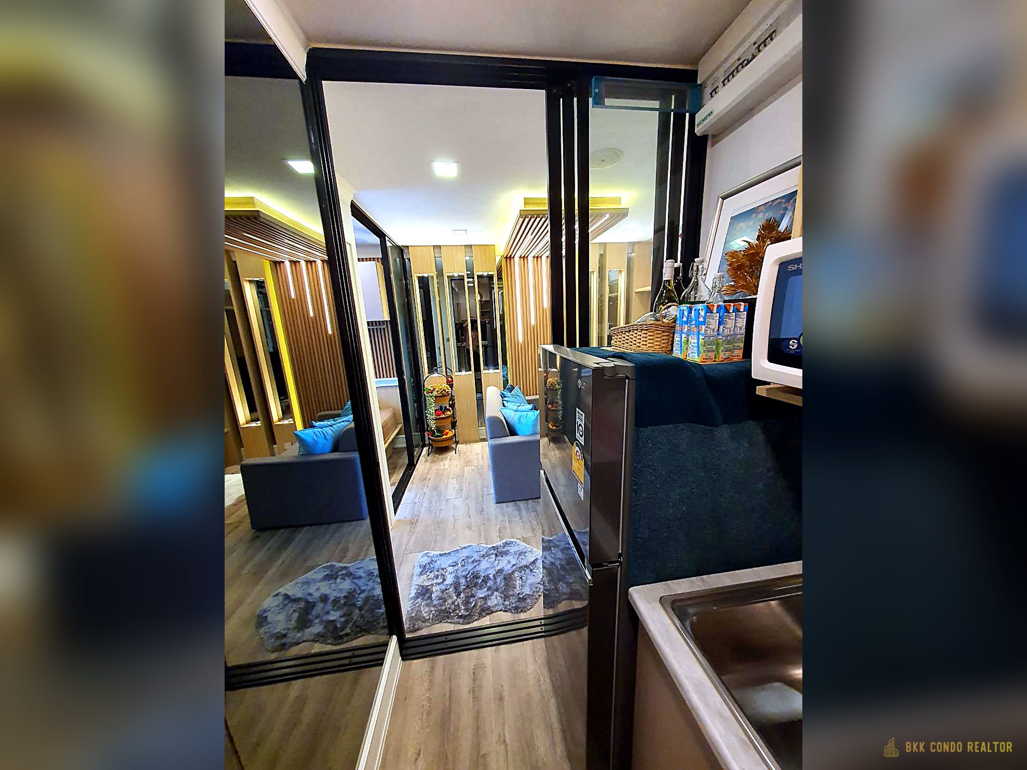 1-Bedroom Condo for Rent at Atmoz Ratchada-Huai Khwang (32 sqm) — Huai Khwang MRT