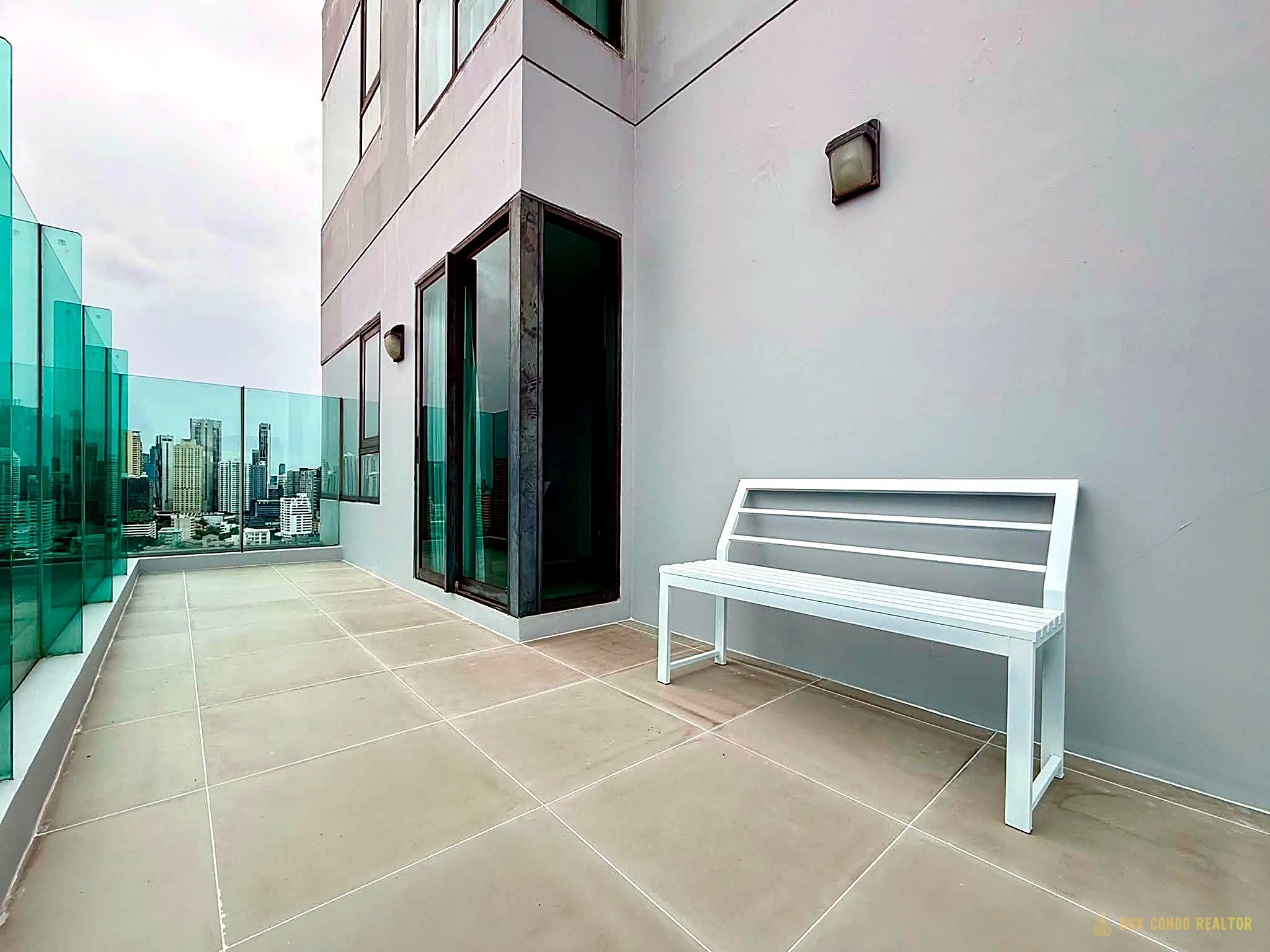 2-Bedroom Condo for Rent at Rhythm Sukhumvit 36-38 (88 sqm) — Thonglor BTS