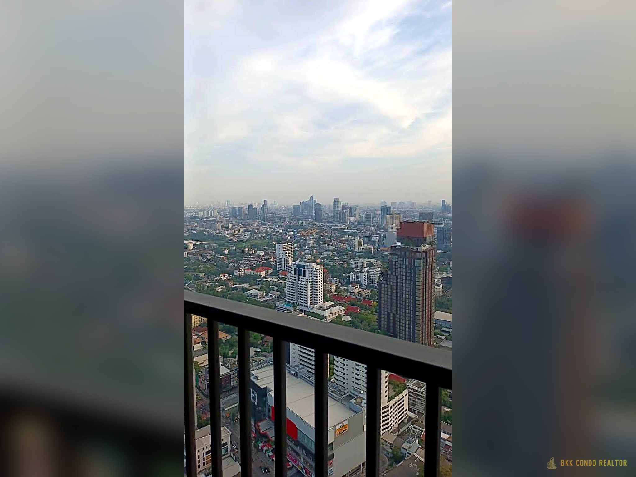 1-Bedroom Condo for Rent at Park Origin Thonglor (45 sqm) — Thonglor BTS