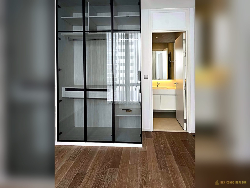 2-Bedroom Condo for Rent at Muniq Langsuan (86 sqm) — Chidlom BTS